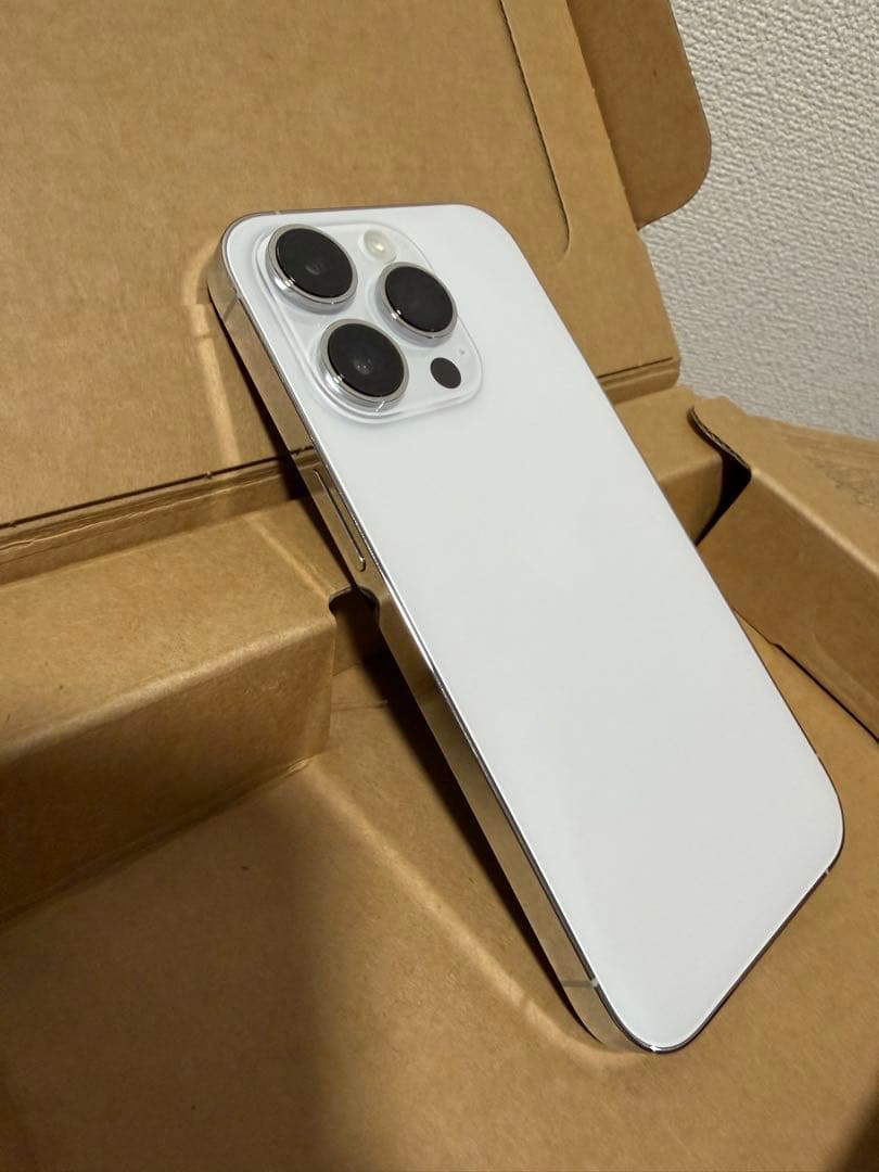 iPhone 14 Pro シルバー 本体