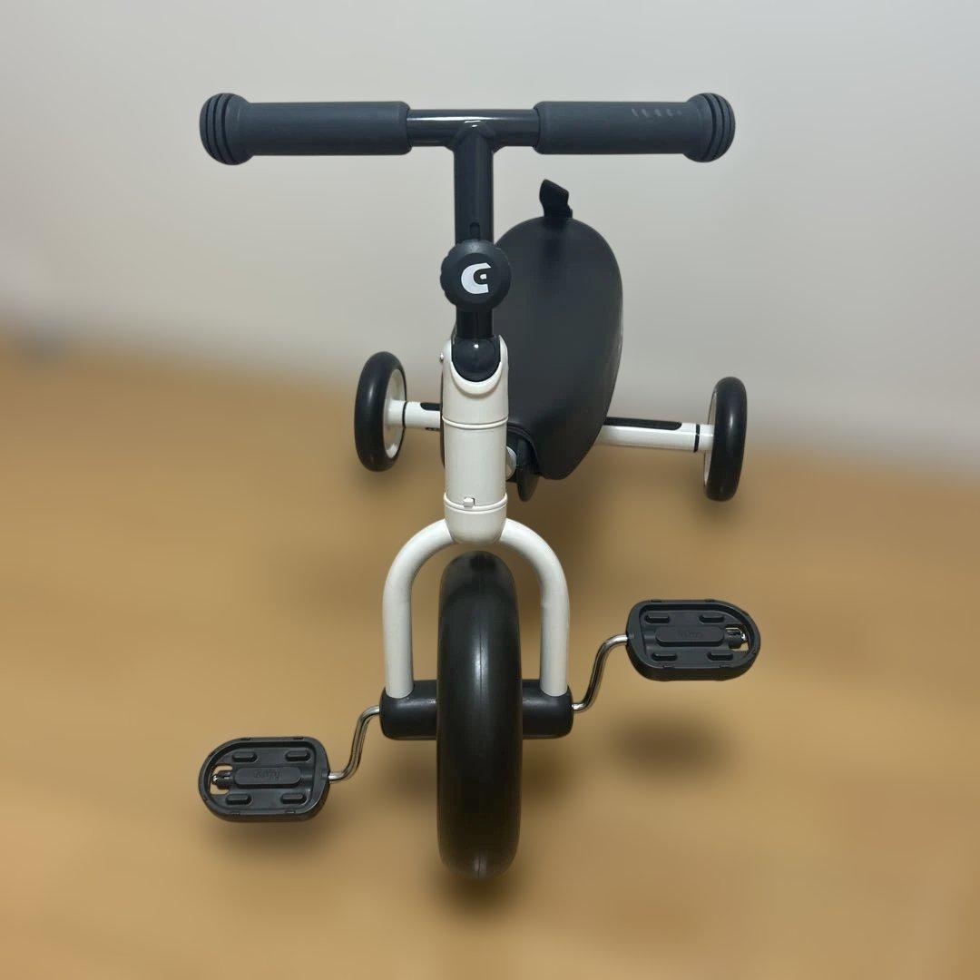 箱無し・未使用品　d-bike dax ホワイト/ブラック