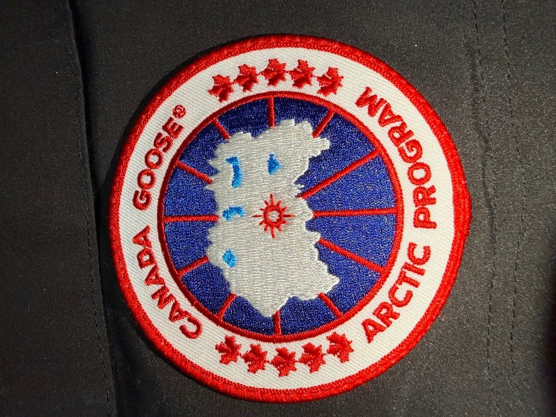  ／カナダグース　ダウンジャケット