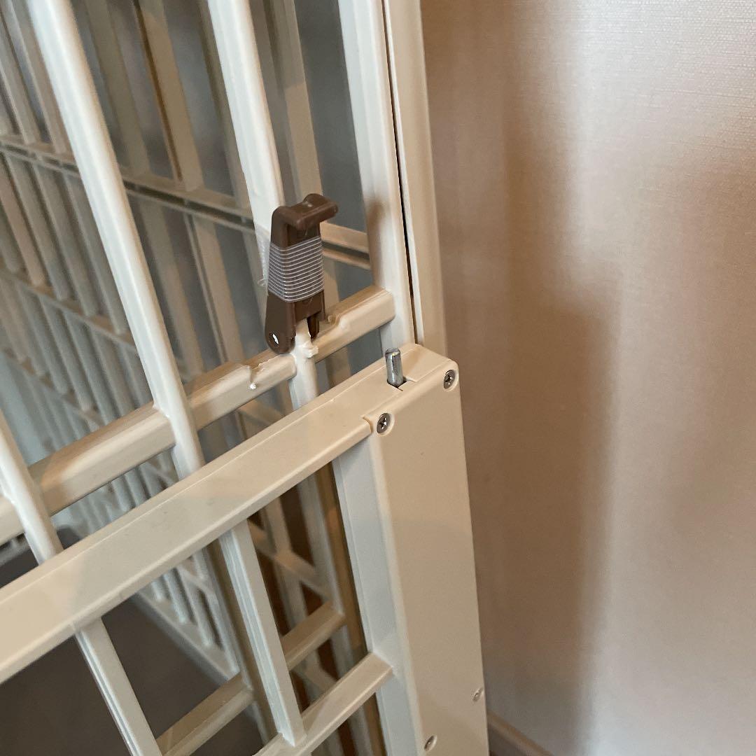 猫・犬用 プラスチック ケージ 二段 ベージュ アイリスオーヤマ コロコロ付き