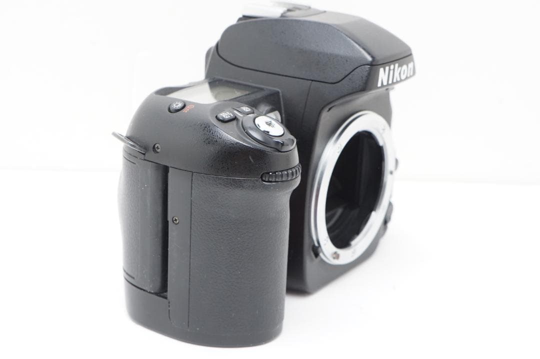 Nikon F80 フィルムカメラ