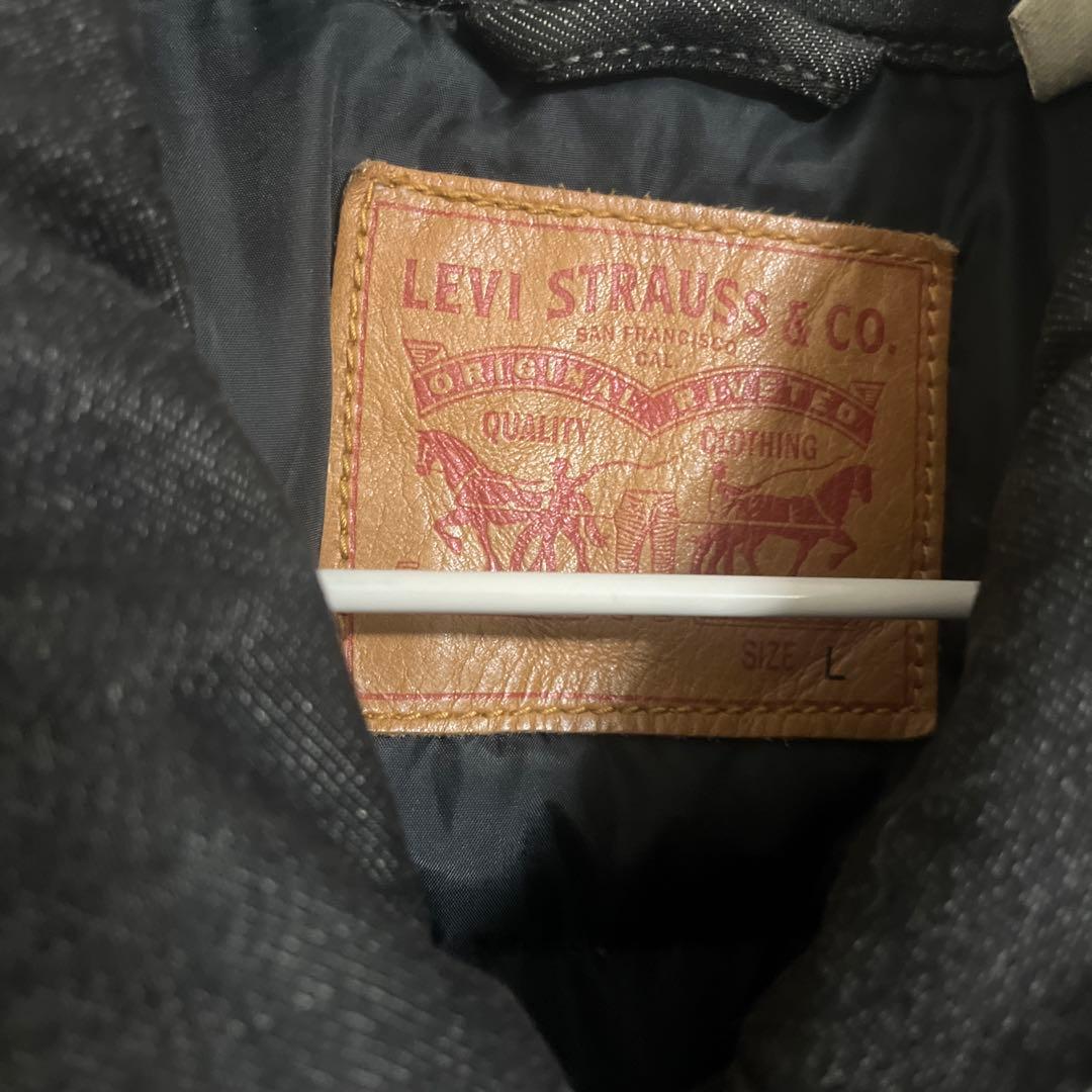 Levi's ブラックデニムダウンジャケット L