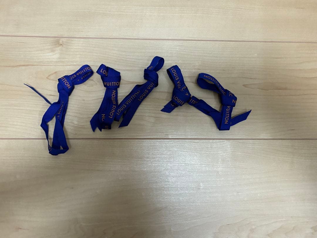 LOUIS VUITTON ショップ袋・箱・メッセージカード・保存袋・リボン