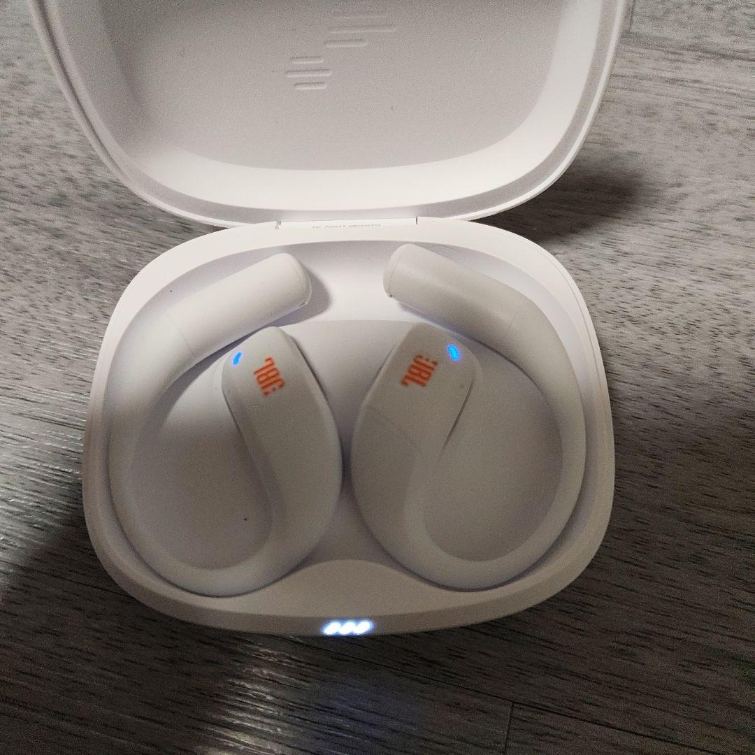 JBL ENDURANCE ZONE ワイヤレスイヤホン ホワイト