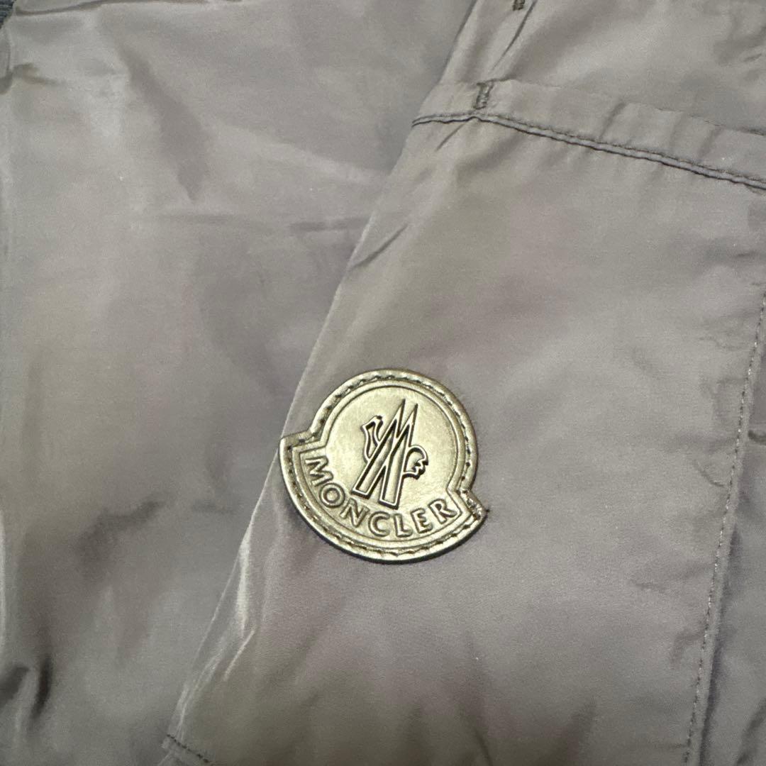MONCLERアウター