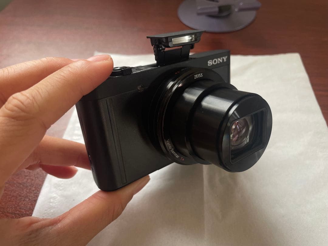 にこ　SONY コンパクトデジタルカメラ DSC-WX800