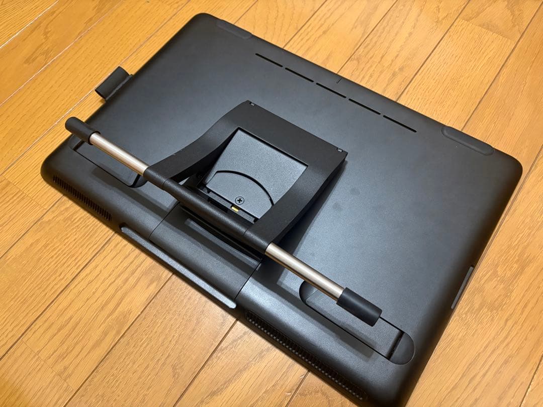 【専用スタンド付】Wacom Cintiq 16液晶ペンタブレットTDK1660