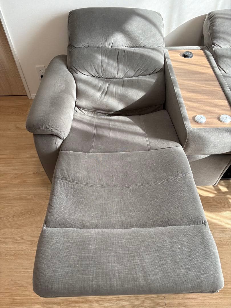 ニトリ Nビリーバ 電動リクライニングソファ 2人掛け 布張り グレー ふかふか