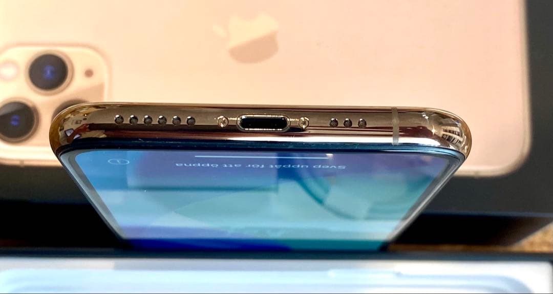 【極美品】 iPhone11 Pro 256GB ゴールド SIMフリー 修理無