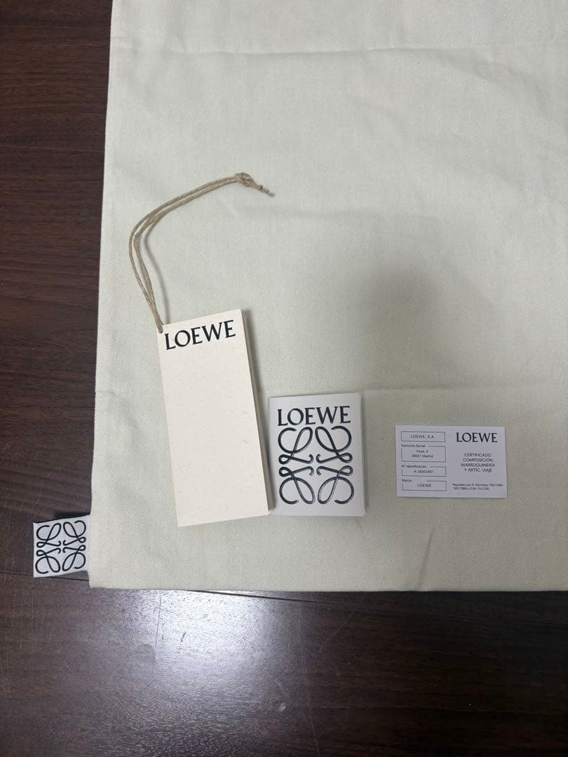 60%オフ‼️LOEWEロエベ　フォントトートスモール　ラフィア　カゴバッグ