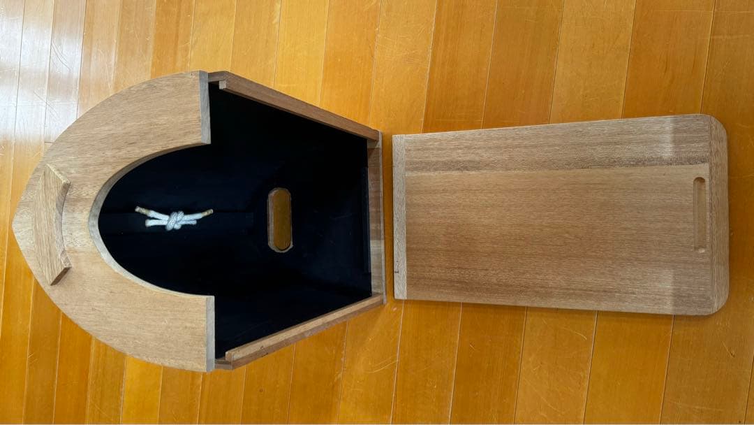 ⭐️お洒落で持運びが楽⭐️ハンドメイド⭐️小型犬/猫用小屋 木製★送料無料