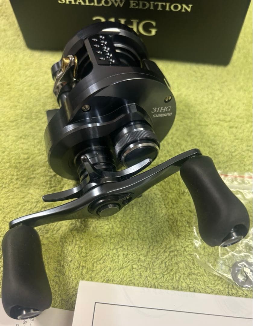 新品未使用シマノCALCUTTA CONQUEST 31HGシャローエディション