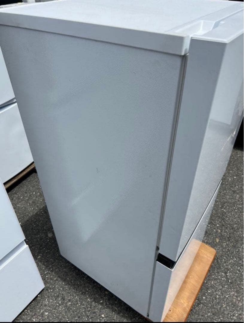 【高年式】 2022年式 130L Hisense 冷蔵庫 HR-D13E2W