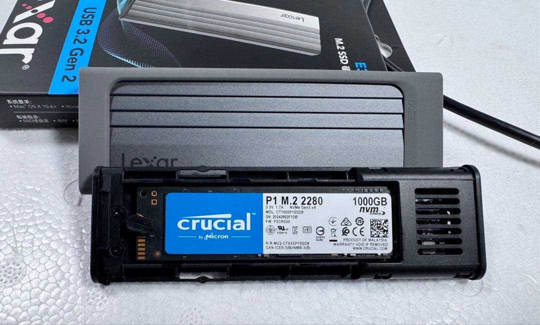 Crucial P1 1TB m.2 SSDとLexar 外付けケース