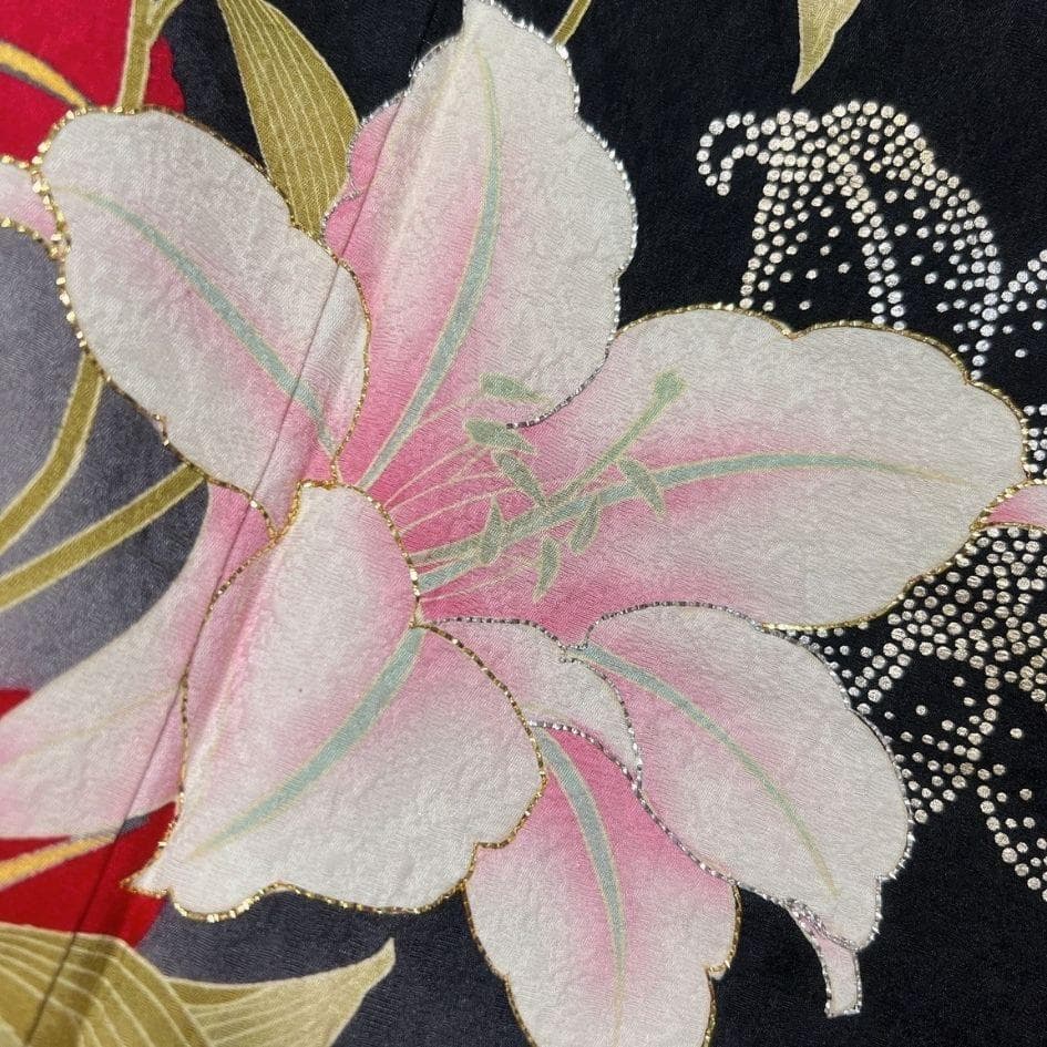 刺繍　百合　花吹雪　振袖　晴れの日　成人式　卒業式　着物　012a p