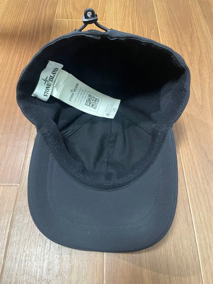 ストーンアイランド　キャップ　黒