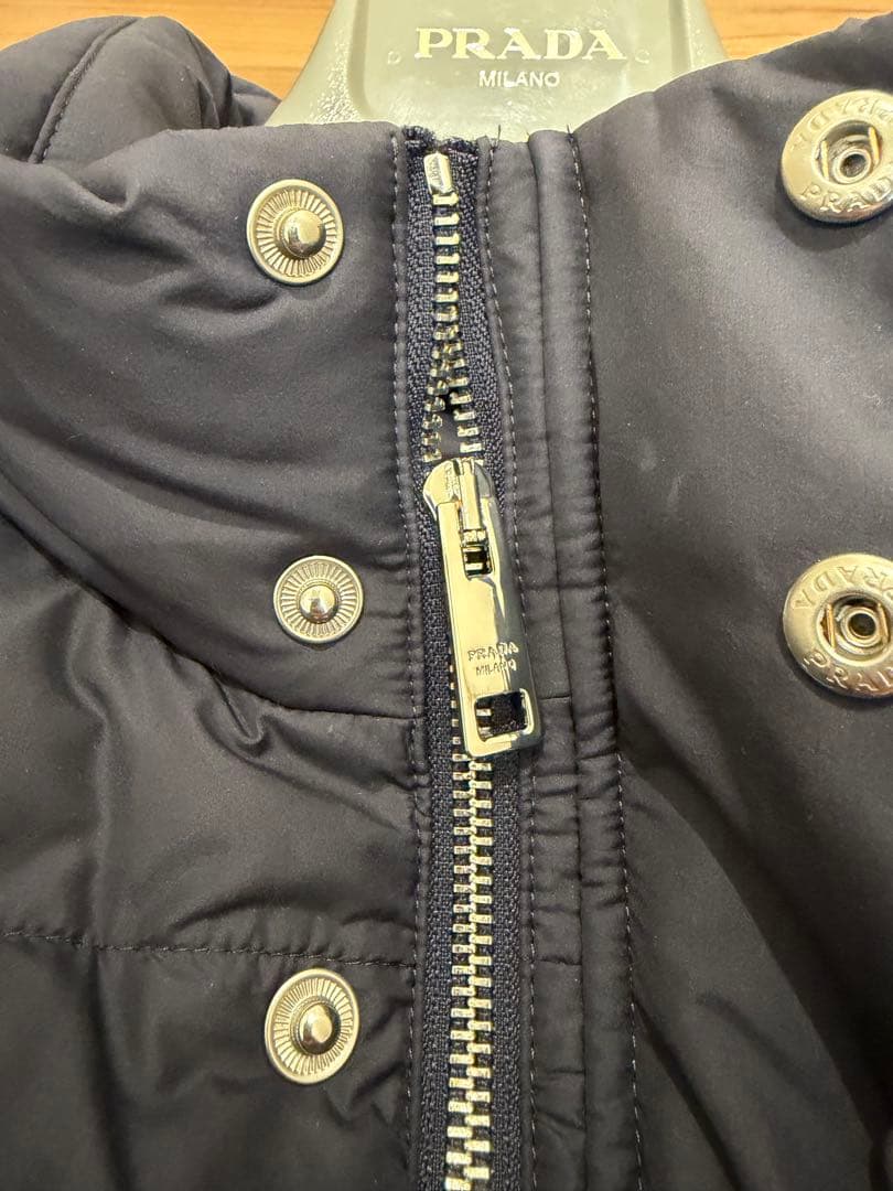 【PRADA】ダウン正規店購入新品未使用品