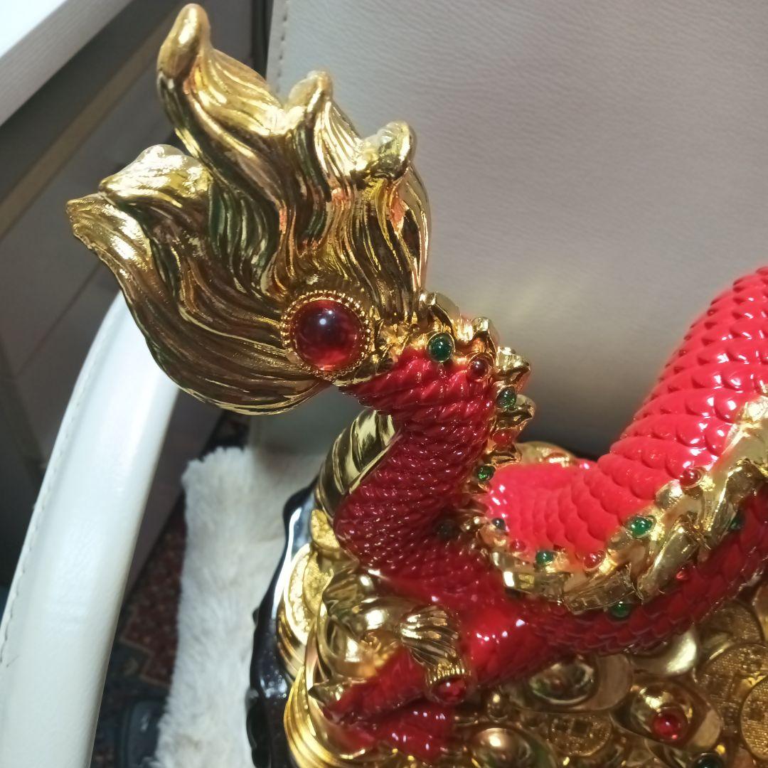 中国工芸品　赤色と金色の赤龍　富と繁栄の象徴　ダンシングドラゴン