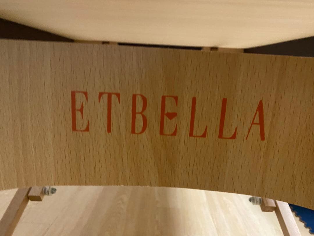 美品‼️ETBELLA 折りたたみ　マッサージベッド　エステベッド