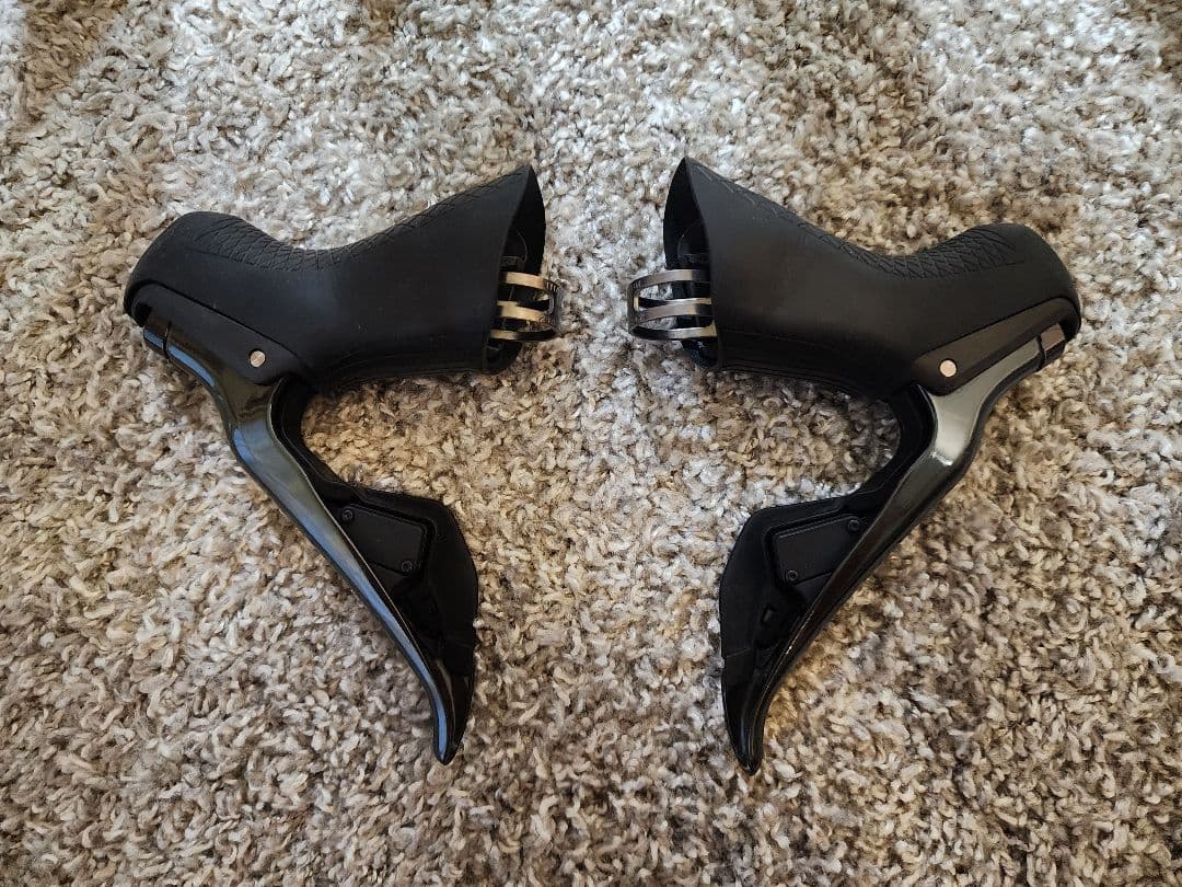 シマノ　STIレバーR9150　デュラエースDi2　11速リム