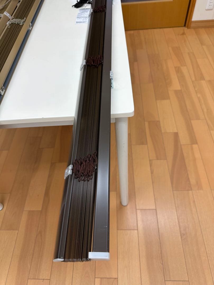 ブラインド　濃茶　W1680 H2060