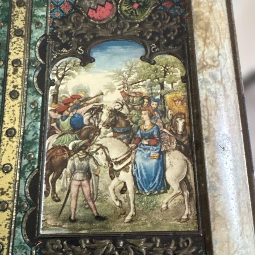 ヴィンテージ　大きなブリキ缶ボックス　素敵