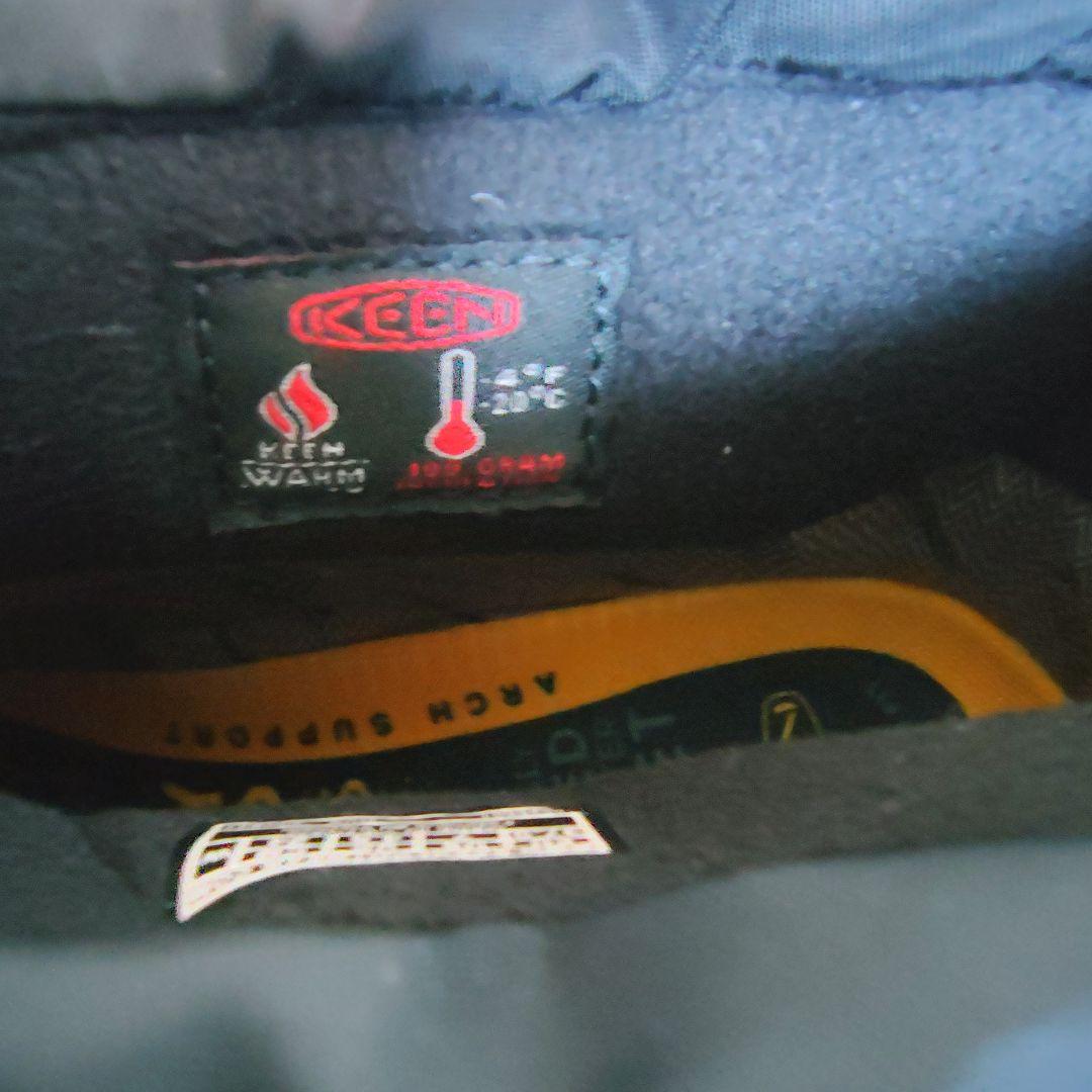 KEEN 防水スリップオン フッドゼラ ウォータープルーフ ウィンターブーツ