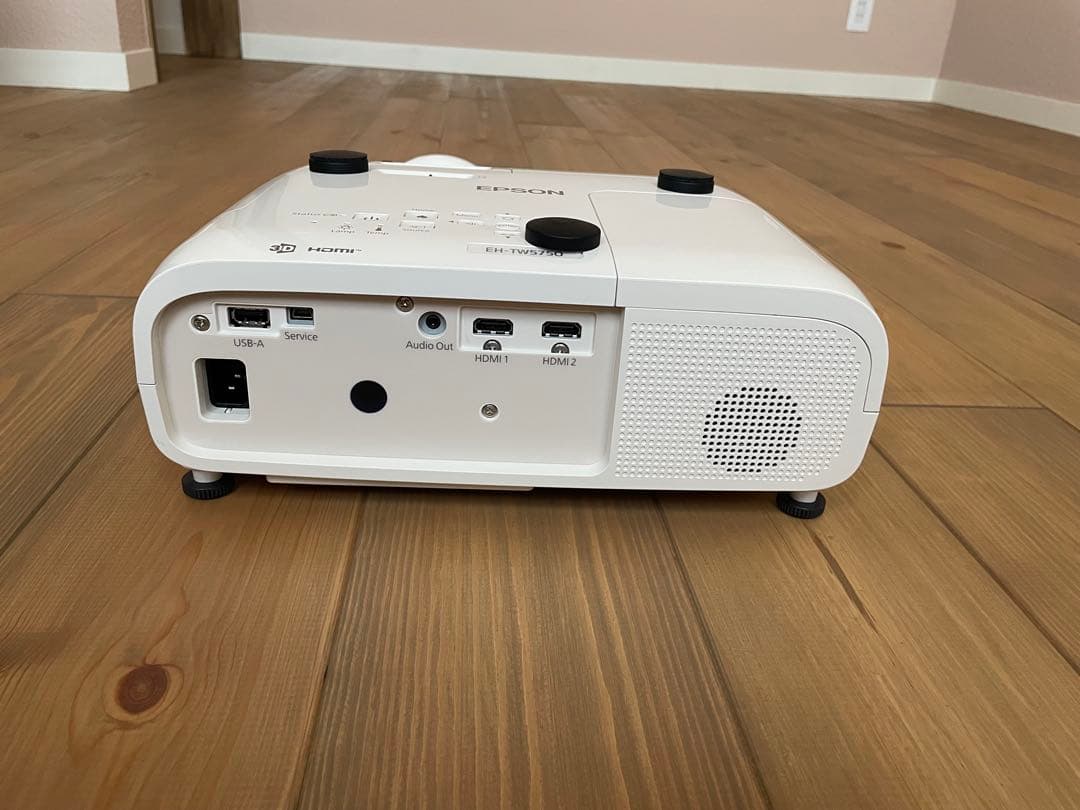 プロジェクター dreamio EH-TW5750