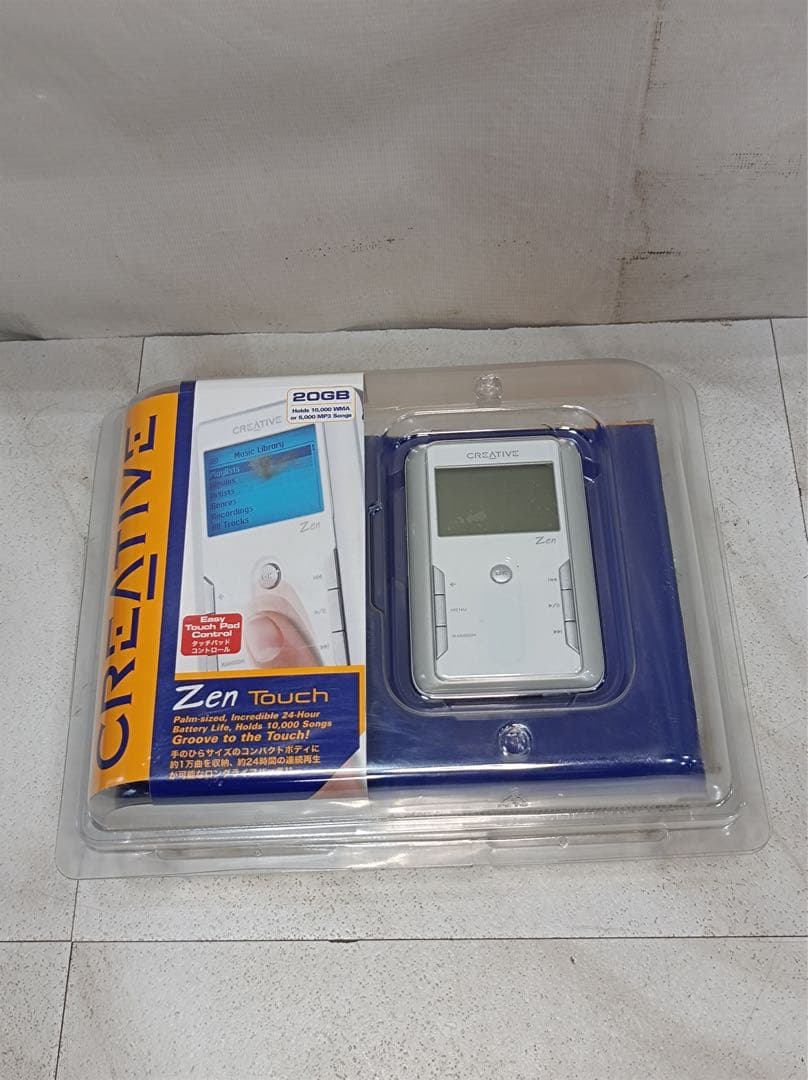 八6387【未使用品】 CREATIVEポータブルオーディオプレーヤー Zen