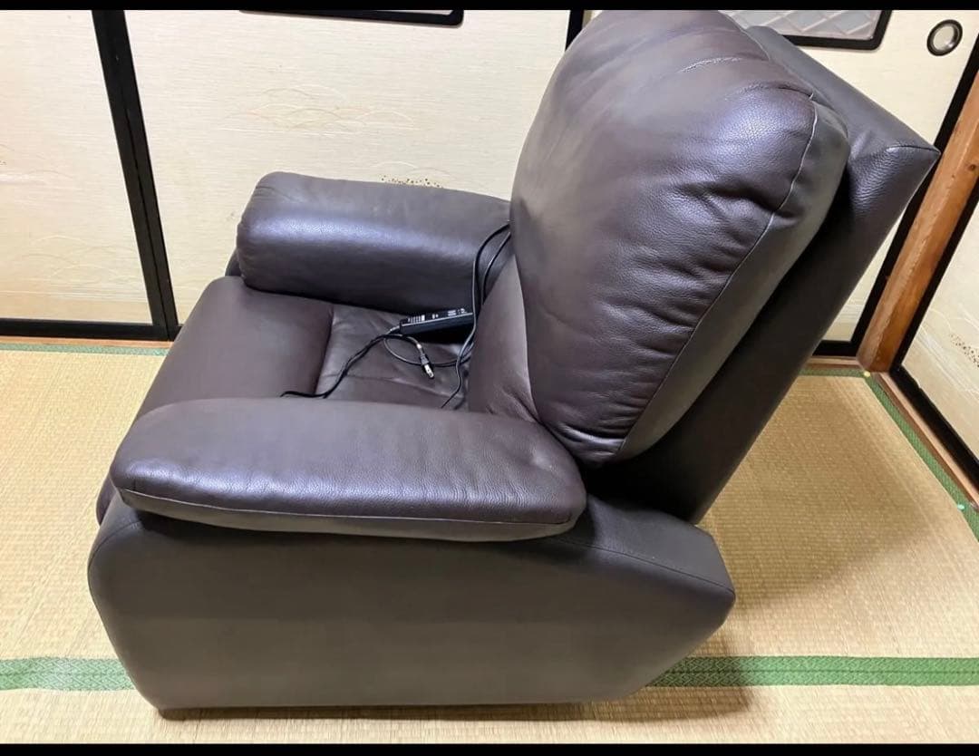 1人掛けソファ　電動　リクライニング