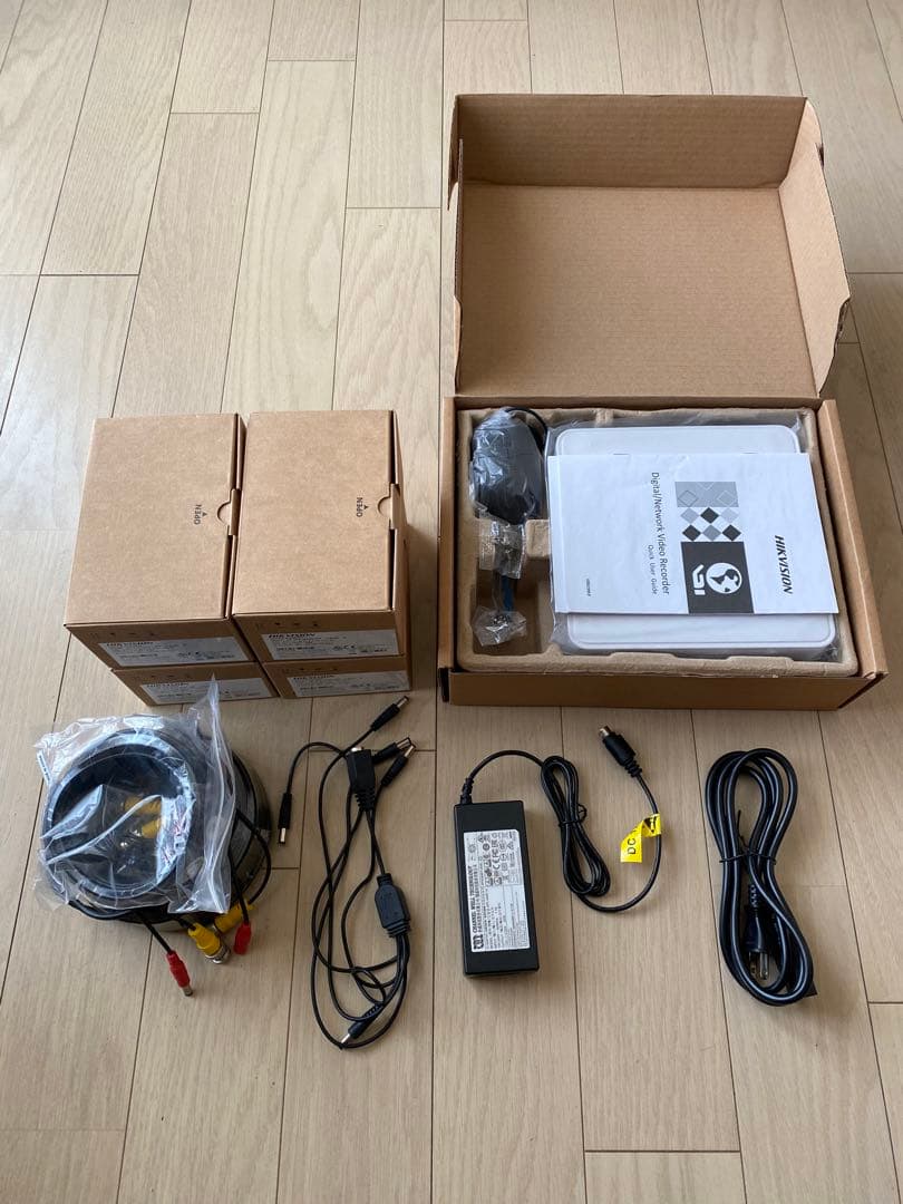 HIKVISION 防犯カメラ3台録画機キット 未使用