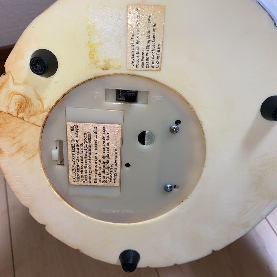 ディズニー　美女と野獣　オルゴール付きスノードームフィギュア