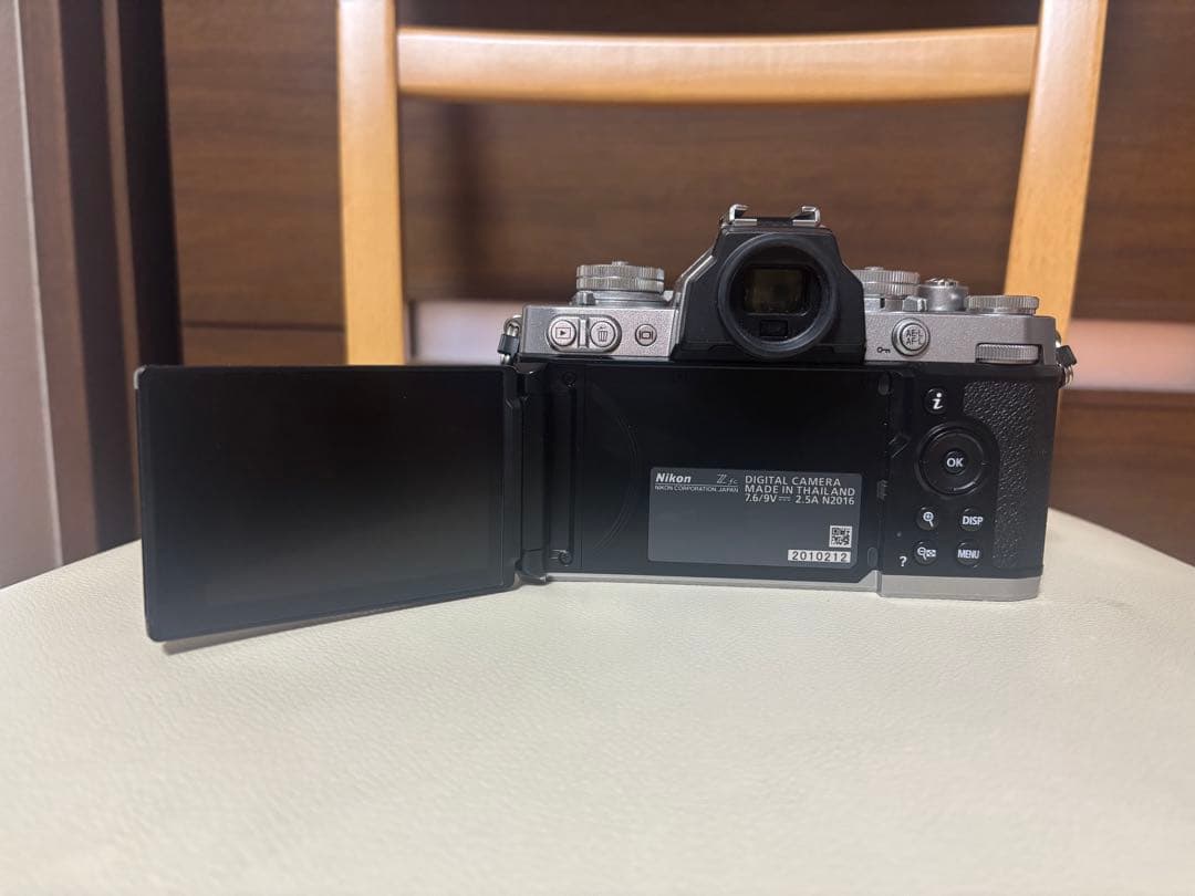 Nikon Z fc シルバー/ブラック　美品