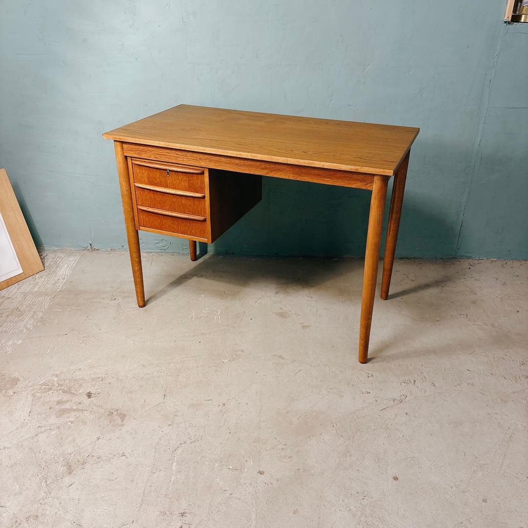 デンマーク　チーク材　デスク　北欧家具　北欧ビンテージ
