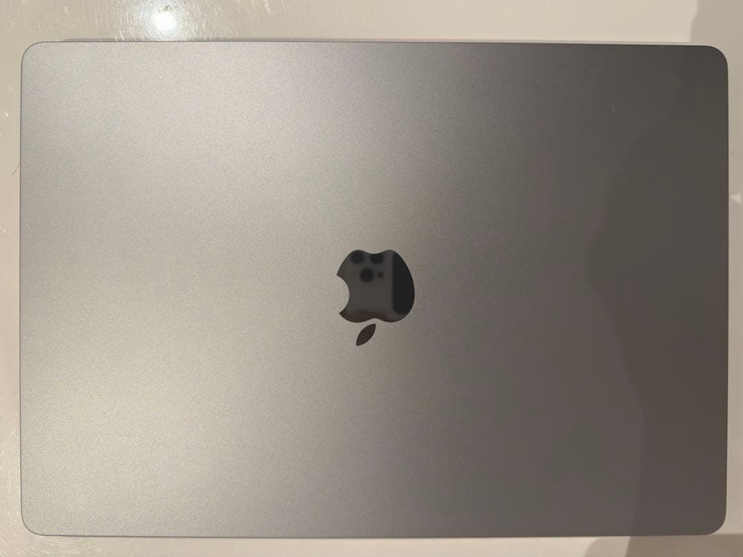 【美品】MacBook Air（2023年／M2チップ／16GB／512GB）