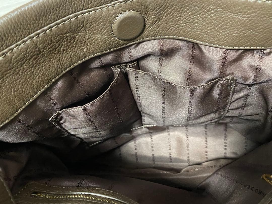 Marc by Marc Jacobs ショルダーバッグ ブラウン