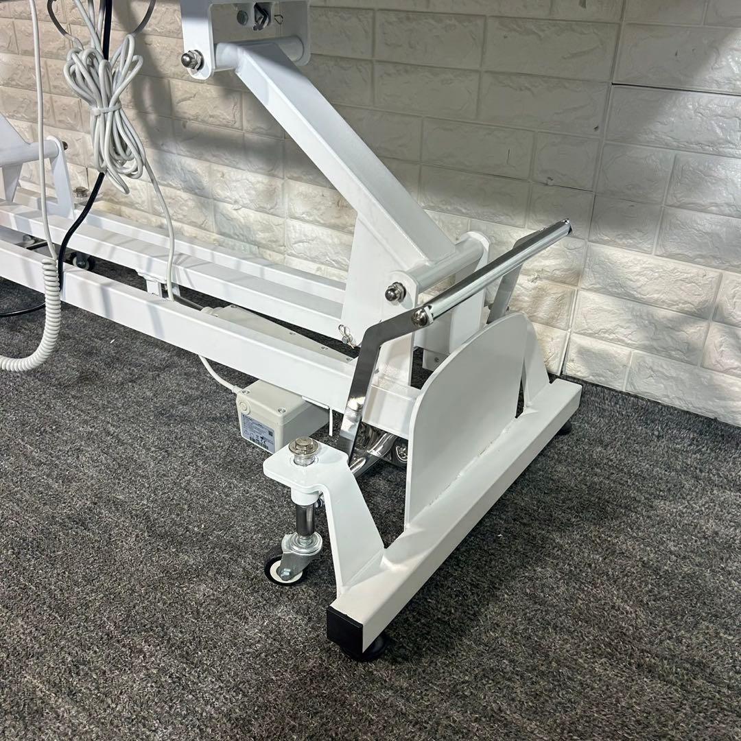 セブンエステ 電動昇降リクライニング マッサージベッド MOVEST G085