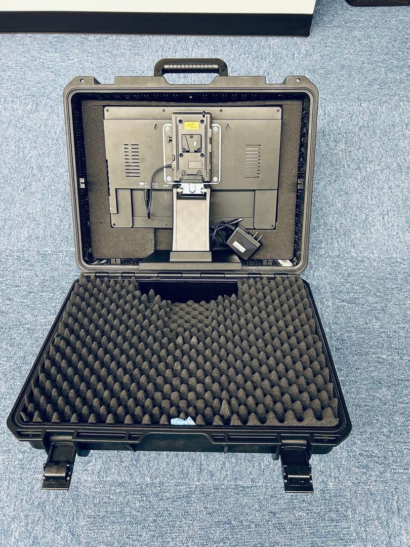 ４Kモニター　Vマウント＆AC エスケイネット15.6型　SK-4KM156