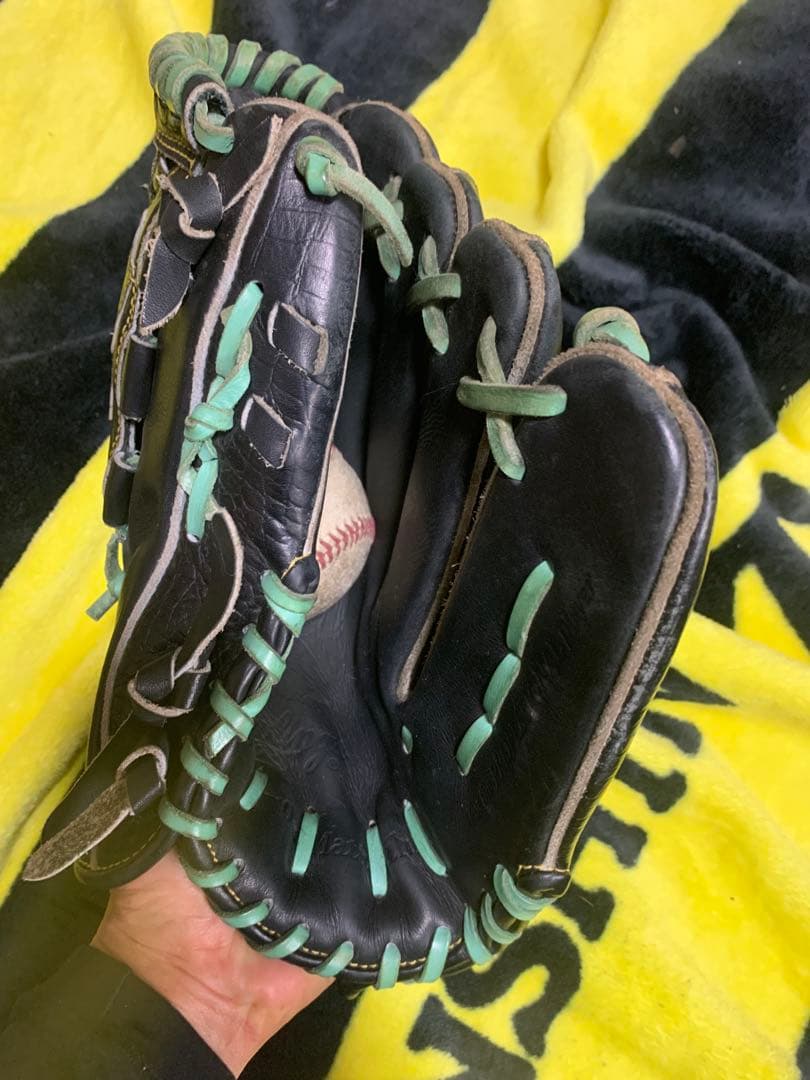 ローリングス硬式投手用グローブ(阪神秋山モデル)