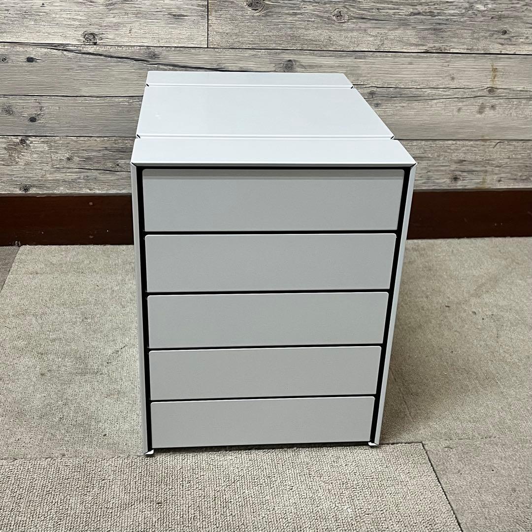 USM イノス ボックス 5段クローズ 色：lightgray （１）