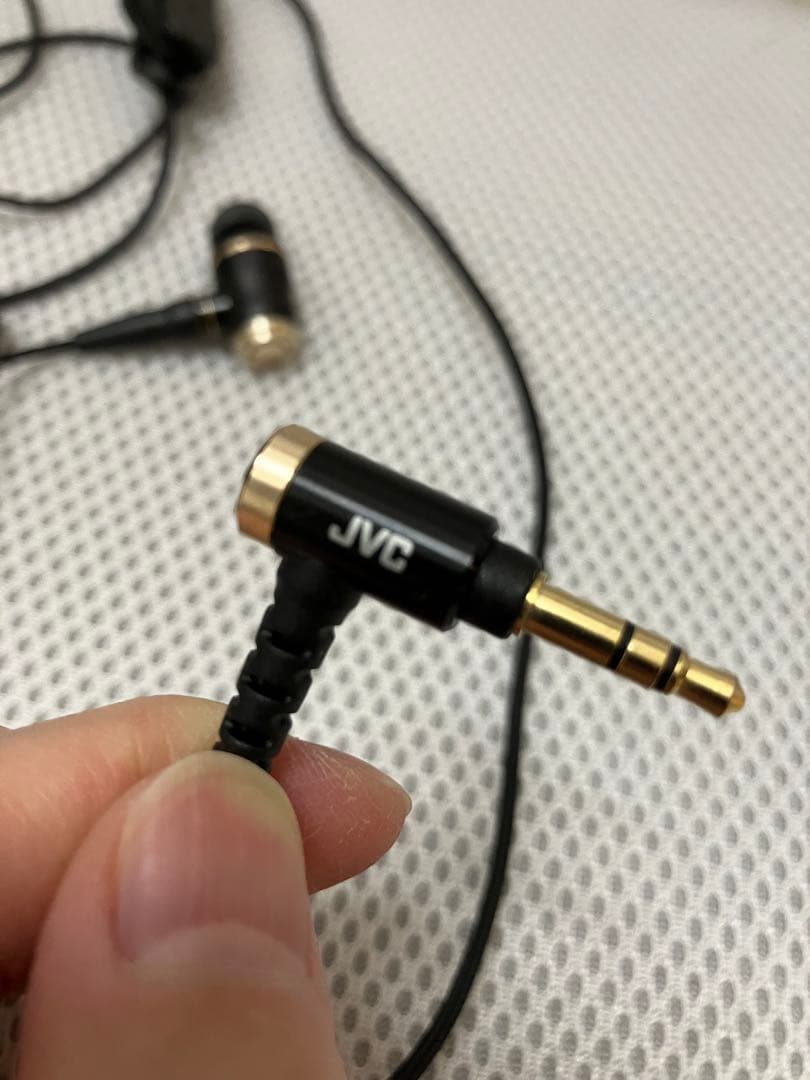 ほぼ未使用 JVC HA-FX1100 ウッドハウジング イヤフォン