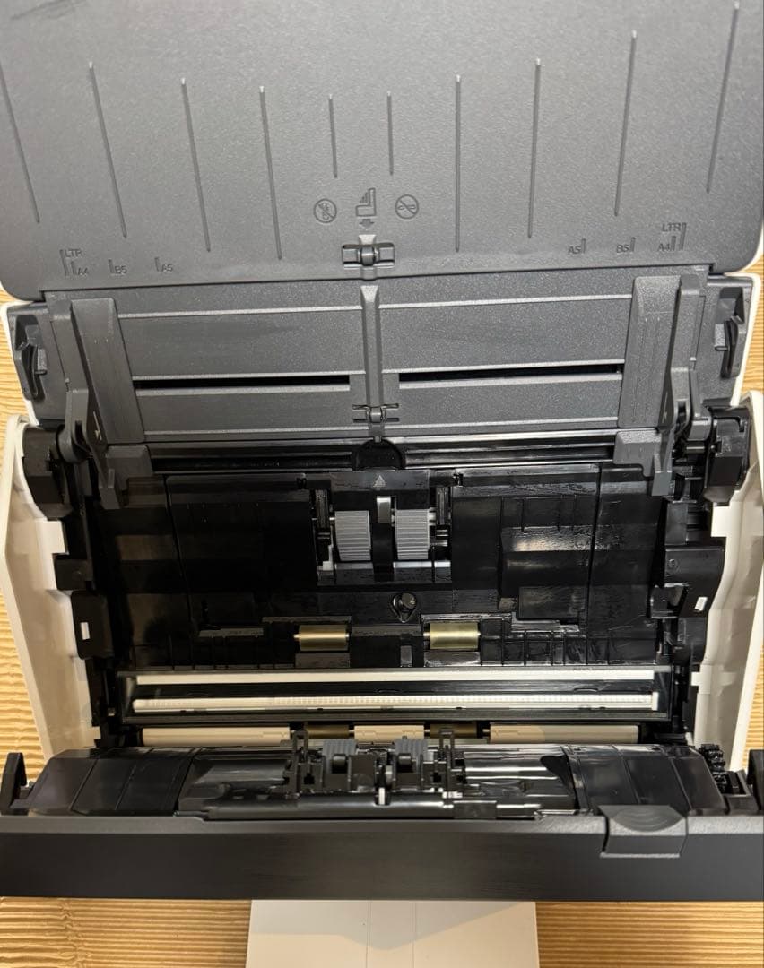 ScanSnap ドキュメントスキャナー ホワイト　美品