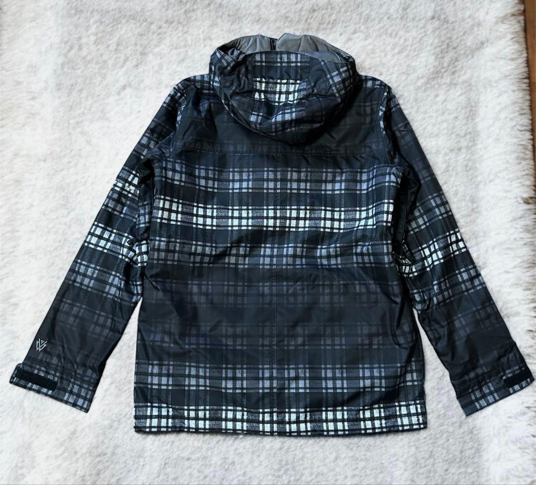 未使用 BURTON スノーボードジャケット ショーンホワイトコレクション L