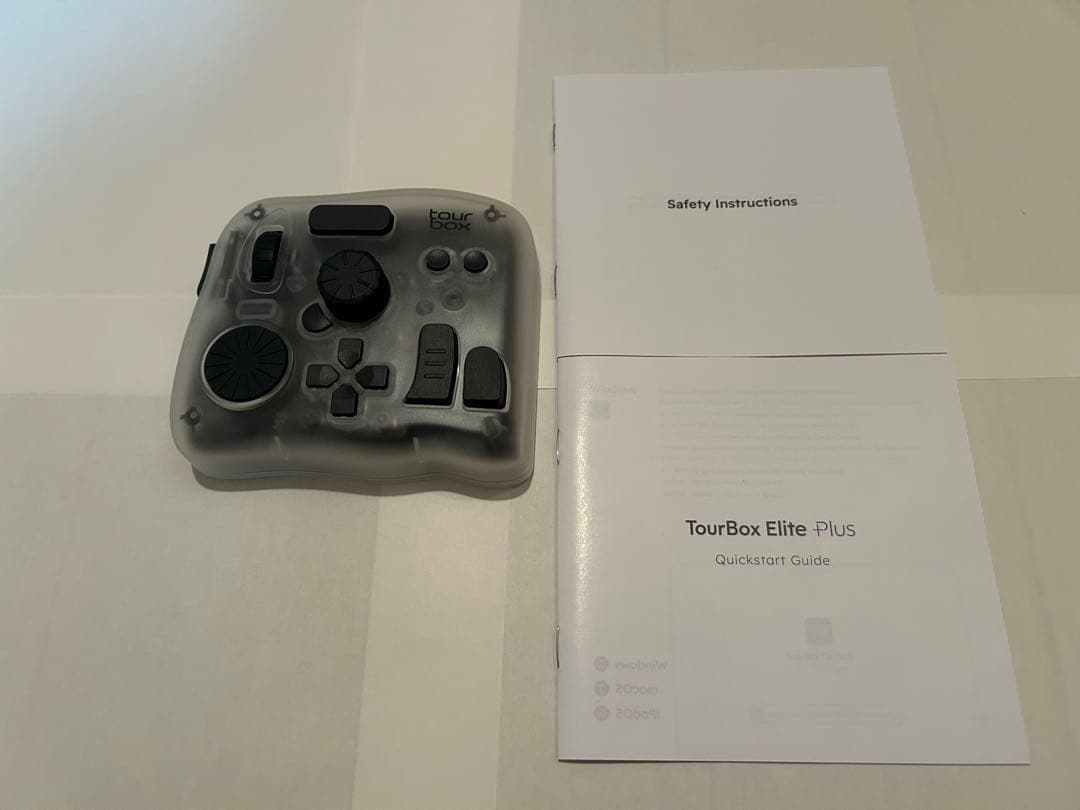 TourBox Elite Plus コントローラー