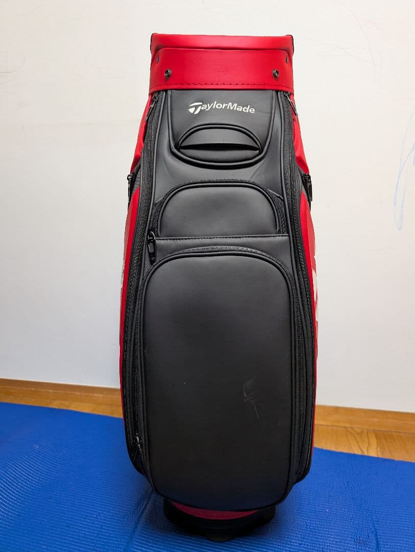 TaylorMade ステルスグローバルツアー キャディバッグ