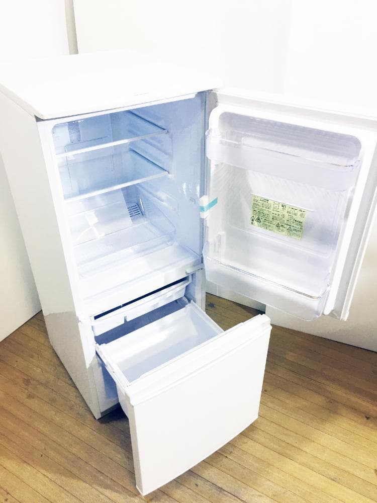 30日迄！SHARP 137L 冷蔵庫【SJ-D14C-W】