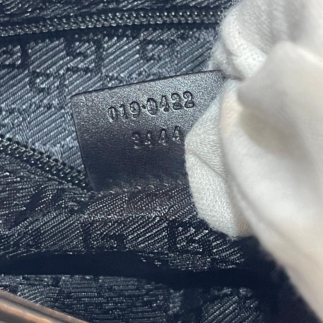 【新春特別価格】　GUCCI グッチ 黒 ショルダーバッグ トム・フォード