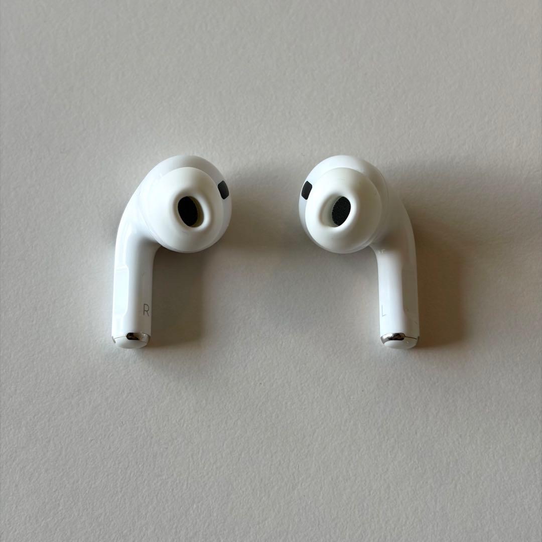 【美品】AirPods Pro（第2世代）・付属品未使用・レザーケース付き