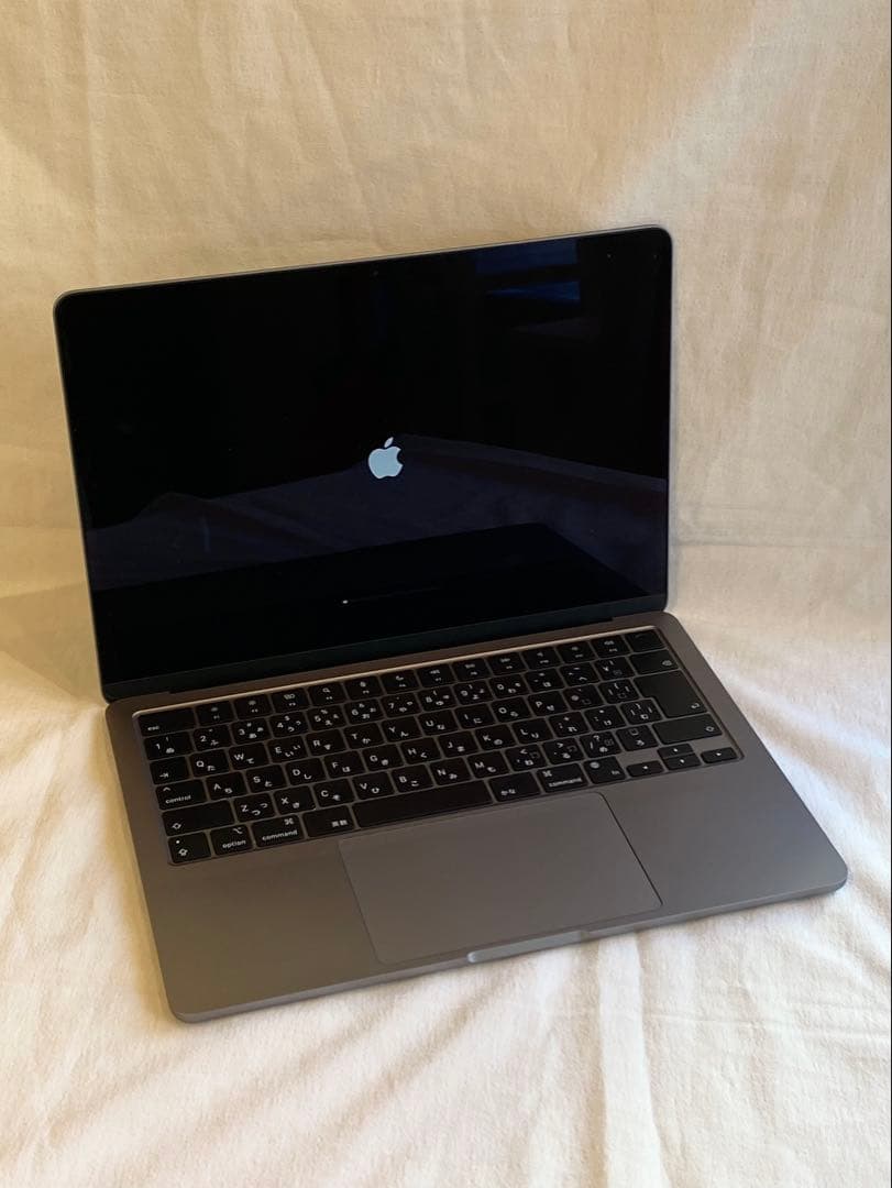 アップルケア付きM2チップ搭載MacBook Air スペースグレイ256GB