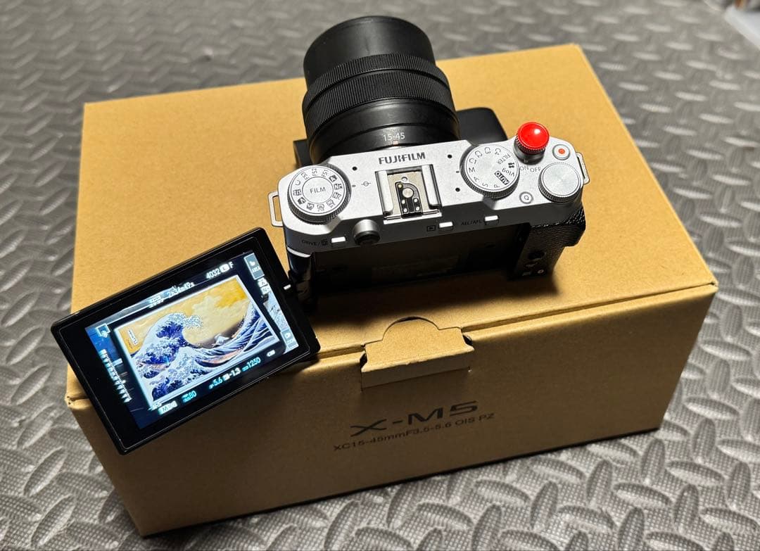 FUJIFILM X-M5レンズキットXC 15-45mm レンズ他付属品色々有